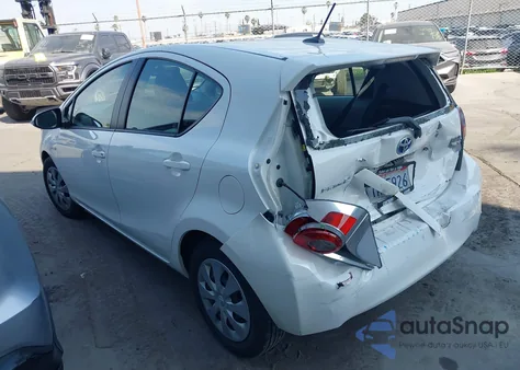 2013 Toyota Prius C Three z USA, uszkodzony, nr VIN JTDKDTB36D1535629